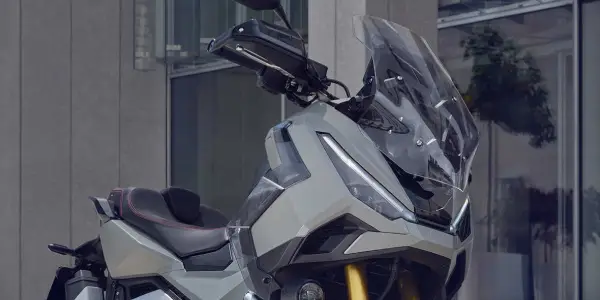 X-ADV