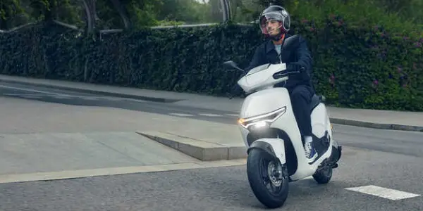 Honda EM1 e design and convenience